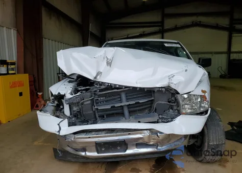 2019 Ram 1500 Classic Tradesman z USA, uszkodzony, nr VIN 1C6RR7FT2KS741756